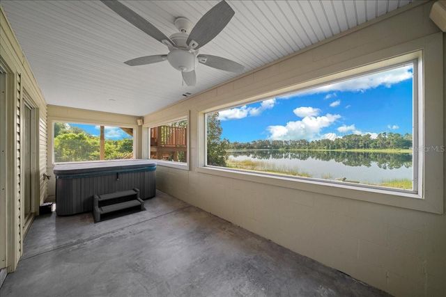 206 MALAUKA RADIAL, Ocklawaha, FL 32179