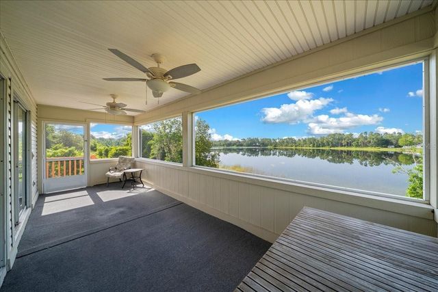 206 MALAUKA RADIAL, Ocklawaha, FL 32179
