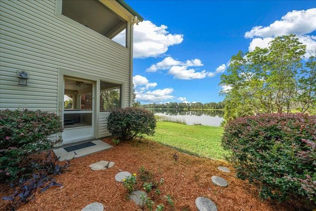 206 MALAUKA RADIAL, Ocklawaha, FL 32179