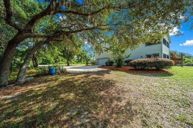 206 MALAUKA RADIAL, Ocklawaha, FL 32179
