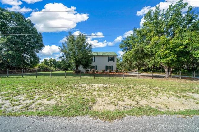 206 MALAUKA RADIAL, Ocklawaha, FL 32179