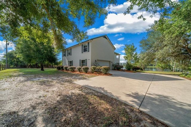 206 MALAUKA RADIAL, Ocklawaha, FL 32179