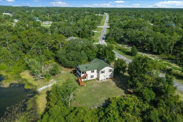 206 MALAUKA RADIAL, Ocklawaha, FL 32179