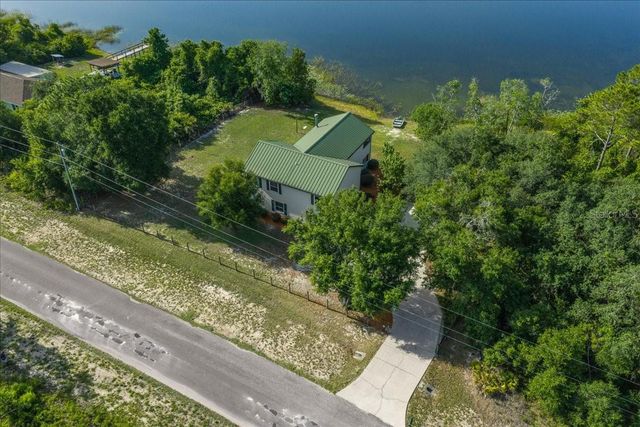 206 MALAUKA RADIAL, Ocklawaha, FL 32179
