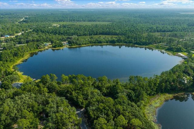 206 MALAUKA RADIAL, Ocklawaha, FL 32179