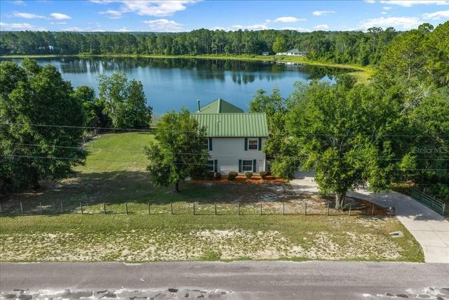 206 MALAUKA RADIAL, Ocklawaha, FL 32179