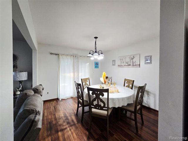 36177 Waltham Drive, Sterling Heights, MI 48310
