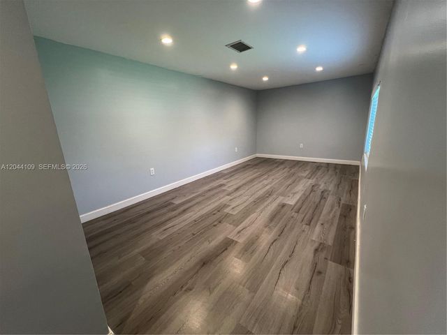 432 Palmetto Dr 0, Miami Springs, FL 33166