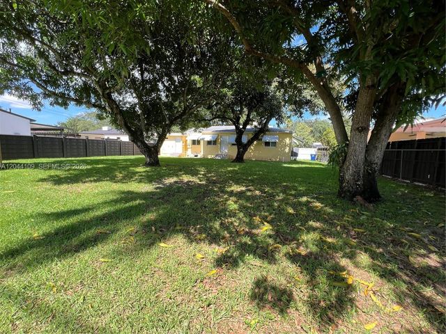432 Palmetto Dr 0, Miami Springs, FL 33166