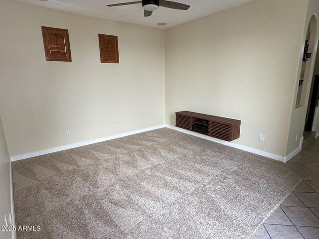 2909 N 48TH Street, Phoenix, AZ 85018