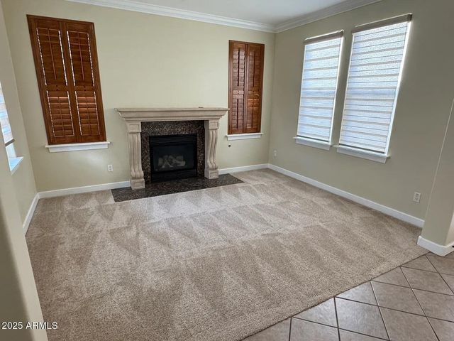 2909 N 48TH Street, Phoenix, AZ 85018