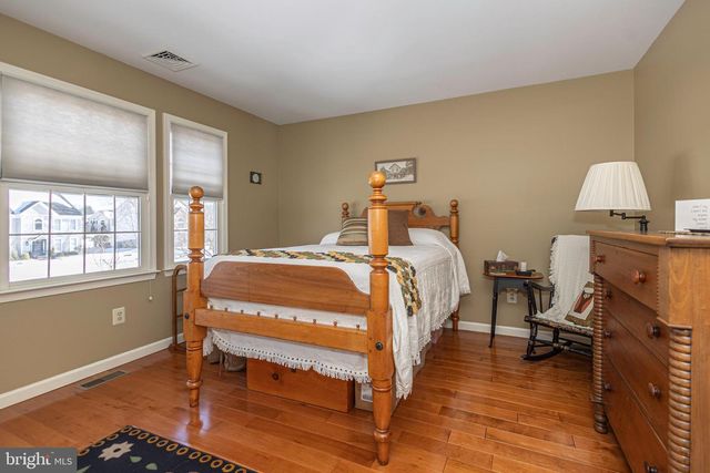 895 SLATE HILL RD, Yardley, PA 19067