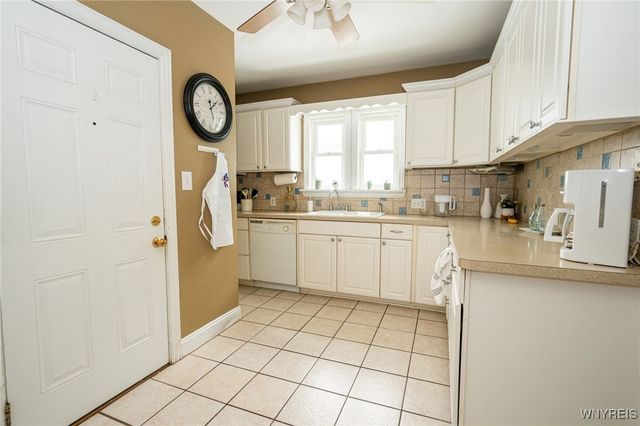 455 Robinson Street, North Tonawanda, NY 14120