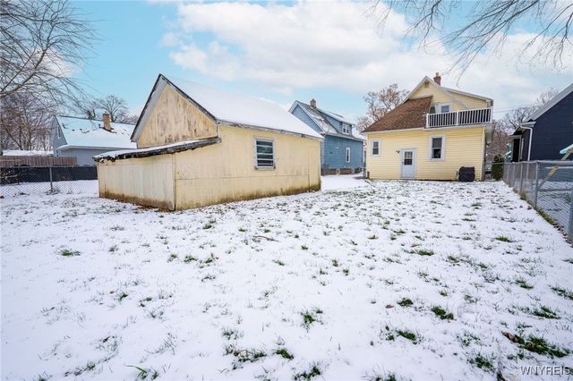 455 Robinson Street, North Tonawanda, NY 14120