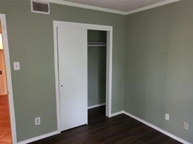 1420 Eastview Street, Fort Worth, TX 76134