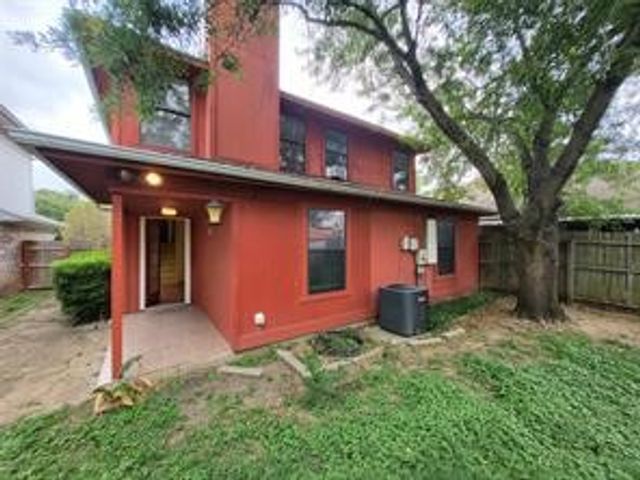 1420 Eastview Street, Fort Worth, TX 76134