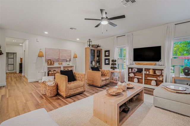 2740 IRIS ROAD, Deland, FL 32724