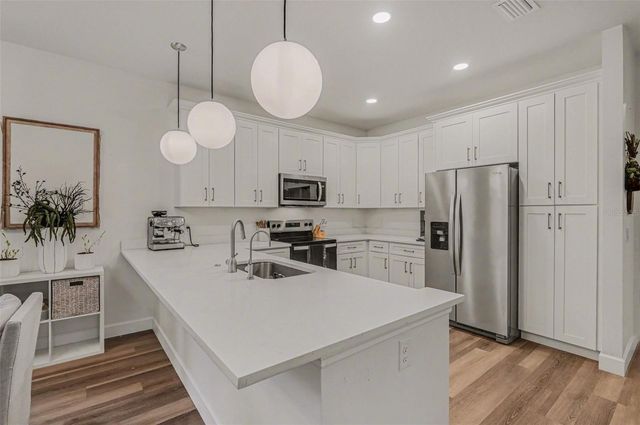 2740 IRIS ROAD, Deland, FL 32724