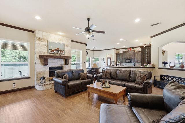 11480 Chisum Road, Sanger, TX 76266