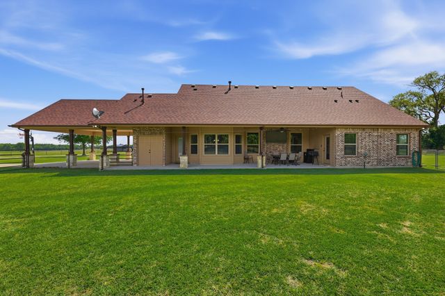11480 Chisum Road, Sanger, TX 76266