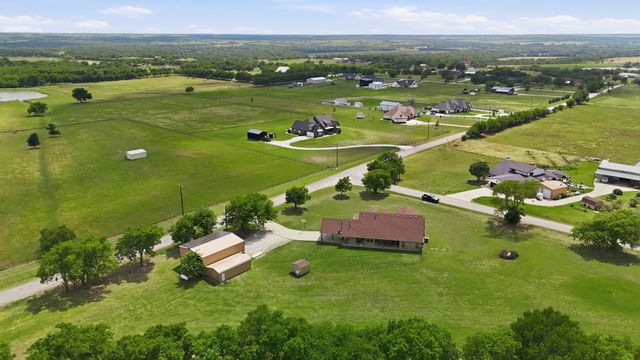 11480 Chisum Road, Sanger, TX 76266