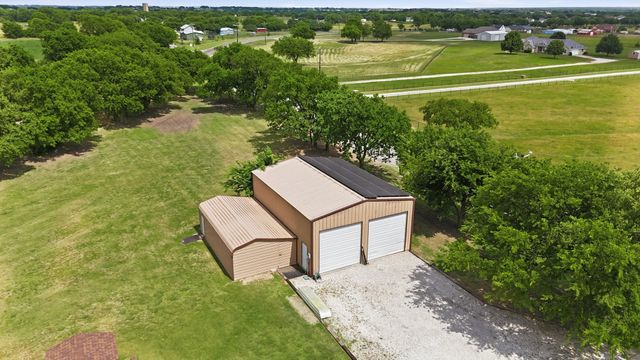 11480 Chisum Road, Sanger, TX 76266