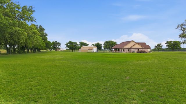 11480 Chisum Road, Sanger, TX 76266