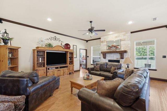 11480 Chisum Road, Sanger, TX 76266