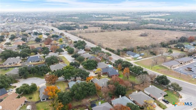 5122 Waterford Court, Temple, TX 76502