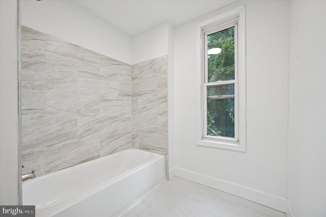 5628 BLOYD ST, Philadelphia, PA 19138