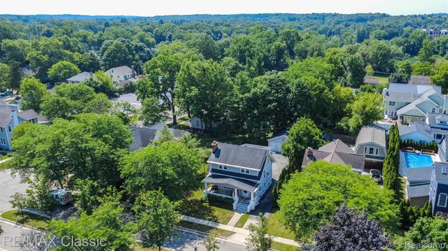 316 E Liberty Street, Milford Village, MI 48381