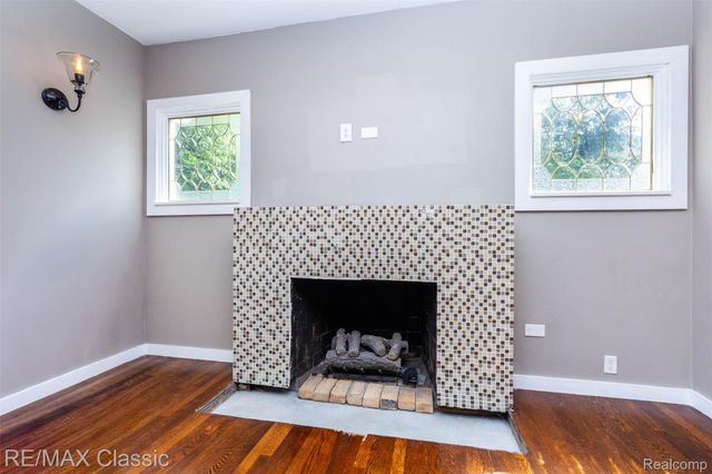 316 E Liberty Street, Milford Village, MI 48381