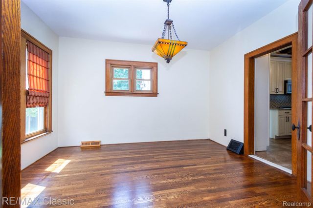 316 E Liberty Street, Milford Village, MI 48381