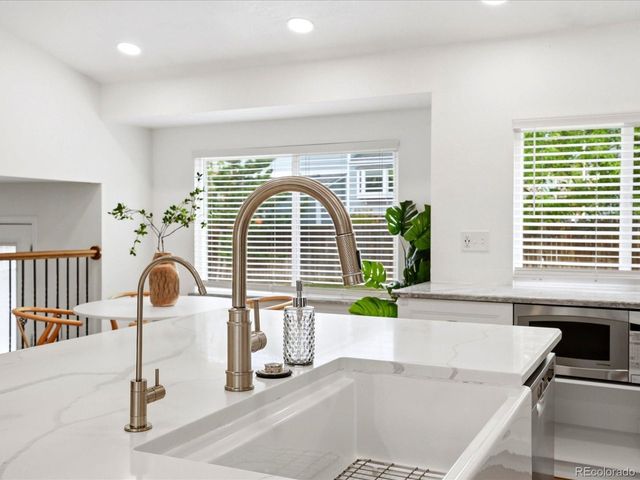 5407 S Xenon St, Littleton, CO 80127