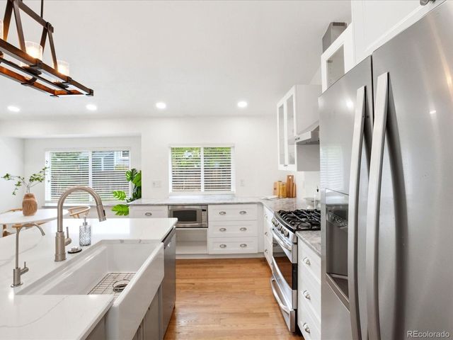 5407 S Xenon St, Littleton, CO 80127