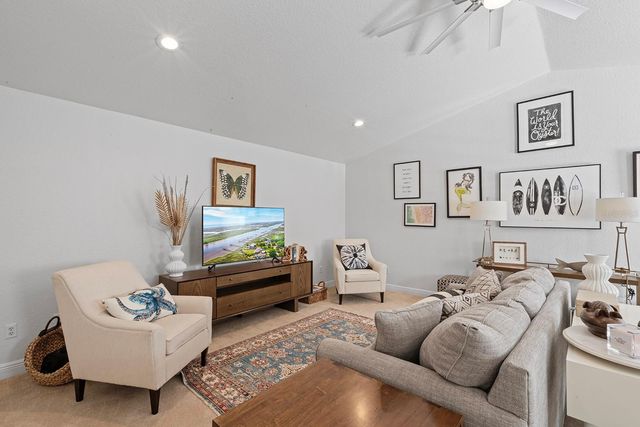 520 LAKE MILLS ROAD, Chuluota, FL 32766