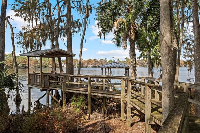 520 LAKE MILLS ROAD, Chuluota, FL 32766