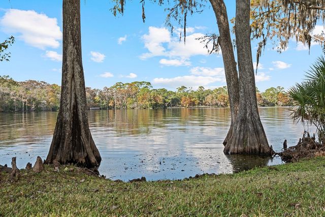 520 LAKE MILLS ROAD, Chuluota, FL 32766