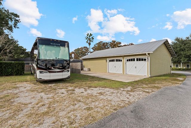 520 LAKE MILLS ROAD, Chuluota, FL 32766