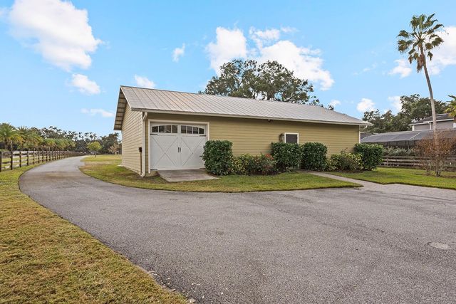 520 LAKE MILLS ROAD, Chuluota, FL 32766