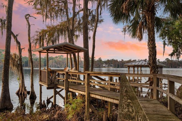 520 LAKE MILLS ROAD, Chuluota, FL 32766