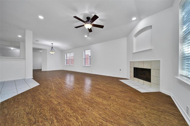 10414 Falling River Drive, Houston, TX 77095