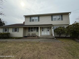 41 Dwight Drive, Ocean Twp, NJ 07712