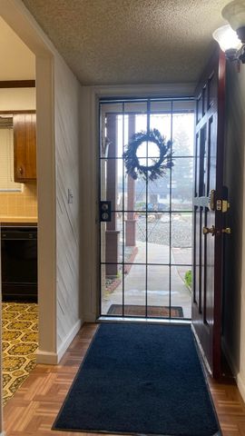 3005 S Verde Vista Street, Visalia, CA 93277