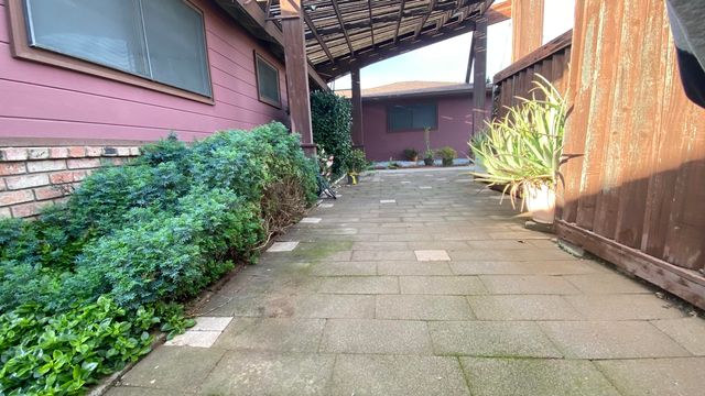 3005 S Verde Vista Street, Visalia, CA 93277