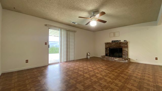 3005 S Verde Vista Street, Visalia, CA 93277