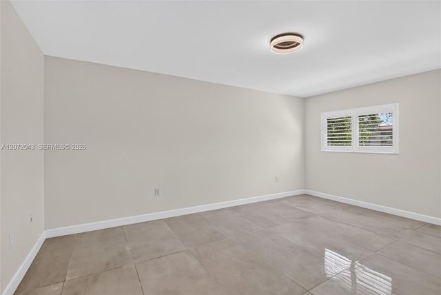 13800 SW 14th Street 114C, Pembroke Pines, FL 33027