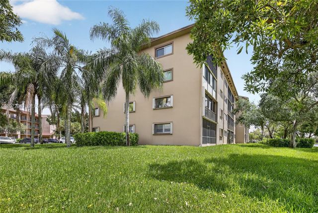 13800 SW 14th Street 114C, Pembroke Pines, FL 33027