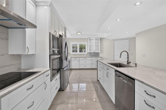 13800 SW 14th Street 114C, Pembroke Pines, FL 33027