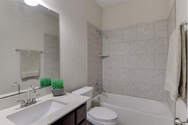 420 Blue Waterleaf LN, Georgetown, TX 78626